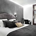 Ama Guest house 3*